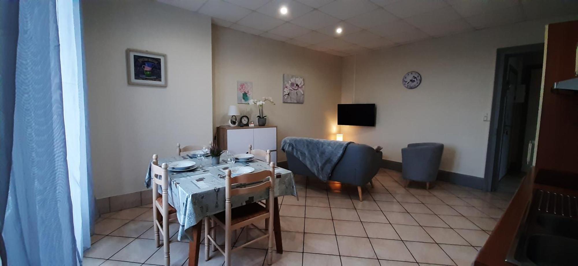 Apartmán Ecm Continental Vittel Exteriér fotografie